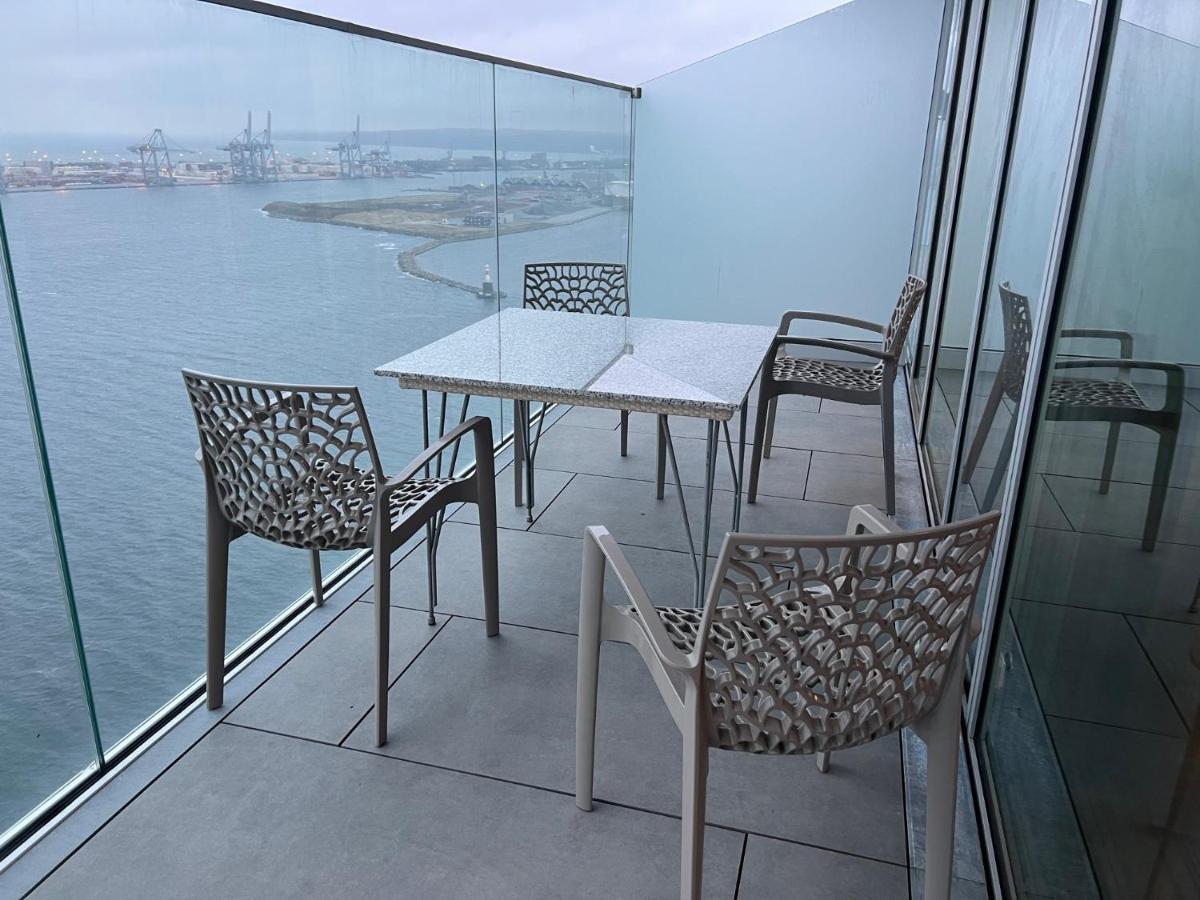 26-Etage Lejlighed Med Utrolig Havudsigt Arhus Luaran gambar